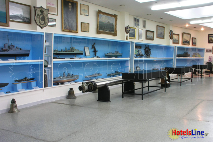 Η Αίθουσα Ζ΄ είναι αφιερωμένη στο Πολεμικό Ναυτικό του Β΄ Παγκοσμίου 
             Πολέμου.